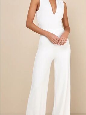 Lulu's White Sleeveless V-Neck Wide-Leg Jumpsuit